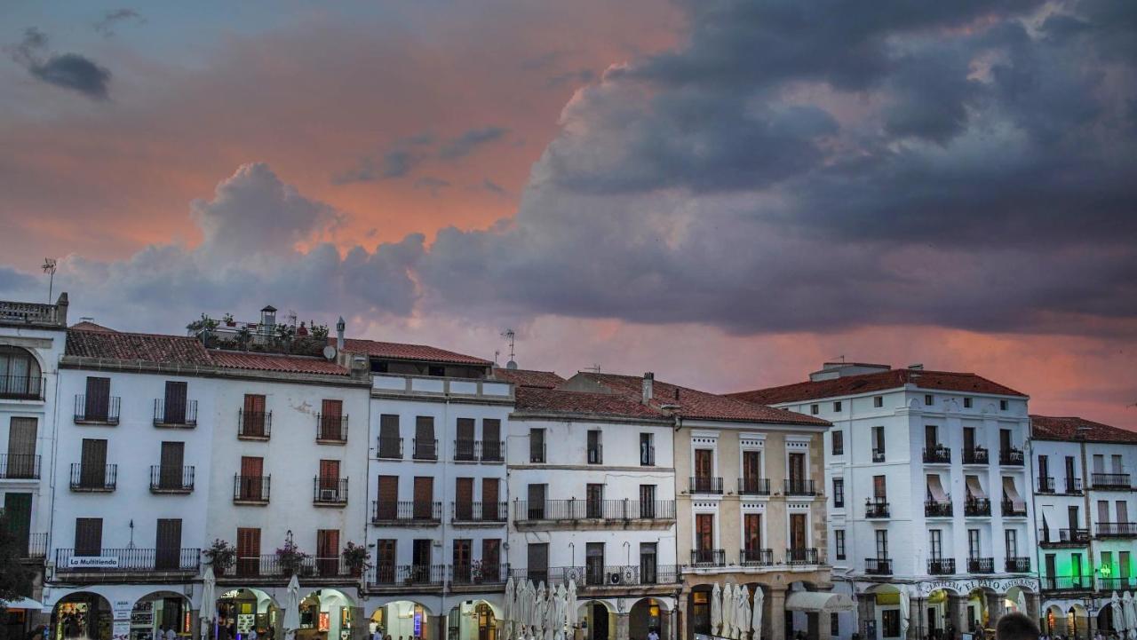 Apartamentos Soho Boutique Plaza Mayor Caces Exteriör bild